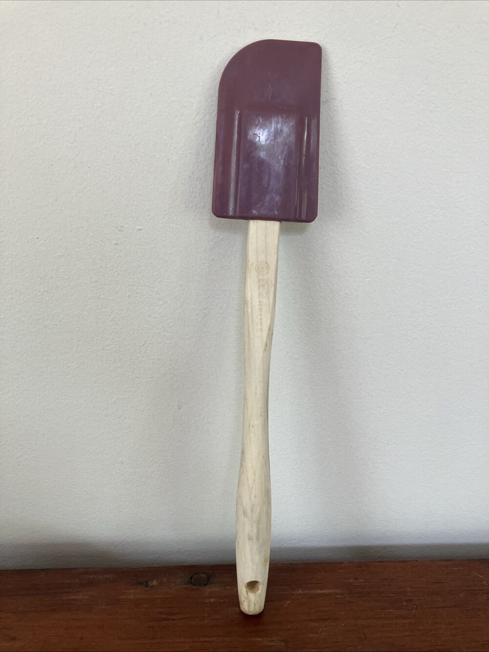 Le Creuset Cassis Purple Silicone Spatula Wood Handle Kitchen Utensil